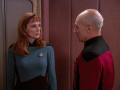 Picard verweigert Crusher eine Autopsie Reygas.jpg