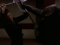 Jadzia Dax kämpft mit einem Jem'Hadar.jpg