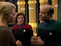 Janeway und der Doktor überbringen Seven die Diagnose.jpg