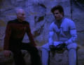 Picard und Jason Vigo sprechen sich auf dem Holodeck aus.jpg