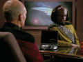 Worf schildert Picard seine Lage im Reich.jpg