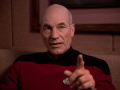Picard sagt Riker, dass Worf Riker genau ausgesucht habe.jpg