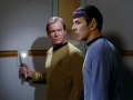 Kirk schickt Spock auf die Krankenstation.jpg