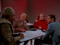 Worf will Geheimnis der Klingonen nicht preisgeben.jpg