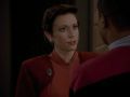 Sisko und Kira besprechen Vorgehen bezüglich Romulaner.jpg