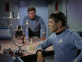 Spock spielt gegen den Computer.jpg