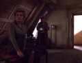 Janeway erwacht in Caylems Haus.jpg