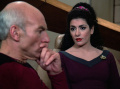 Troi sagt Picard, dass sie es hier mit veralteten Moralvorstellungen zu tun haben.jpg