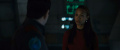 Uhura schlägt vor den Schwarm zu verwirren, um ihn lahmzulegen.jpg
