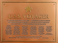 Raumschiffsammlung Widmungsplakette Voyager.jpg