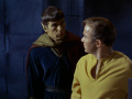 Kirk und Spock planen den Widerstand gegen die Klingonen.jpg