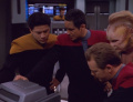 Voyager-Crew sucht nach einem Weg ins Gefängnis der Mokra eindringen zu können.jpg