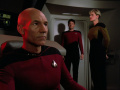 Riker kommt an Bord der Enterprise.jpg