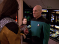 Picard ist konsterniert, weil er Lieutenant ist.jpg