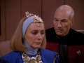 Picard bittet Perrin Sarek treffen zu dürfen.jpg