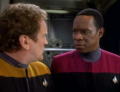 O'Brien warnt Sisko, dass Nog kein guter Umgang für Jake sei.jpg