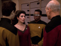 Troi sagt Picard, dass sie nicht spürte, das Timothy log.jpg