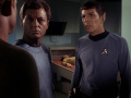 Spock erklärt den Unterschied zwischen Gut und Böse.jpg