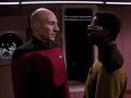 Picard dankt für La Forges Untersuchung.jpg