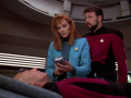 Crusher behandelt den verletzten Picard.jpg