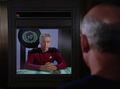 Walker Keel richtet sich an Picard.jpg