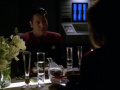 Chakotay und Janeway essen zu Abend (2375).jpg