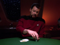 Riker setzt beim Pokern.jpg