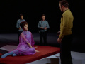 Kirk, Spock und McCoy treffen auf Gem.jpg
