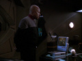 Dukat spricht mit Sisko.jpg