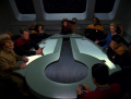 Die Offiziere der USS Voyager hören die Nachricht von Friendship One.jpg