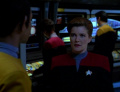 Janeway stellt Tuvok zur Rede.jpg