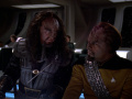 K'mtar rät Worf seinen Sohn auf eine Militärakademie zu schicken.jpg