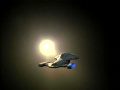 Voyager im Vorbeiflug mit Stern an Backbord.jpg