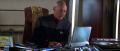 Picard informiert Admiral Dougherty über die Befreiung der Geiseln.jpg