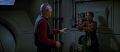 Sloane bedroht Picard.jpg