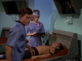 McCoy behandelt Sulu.jpg