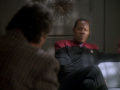 Sisko berichtet Li über Bajor.jpg