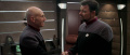 Picard verabschiedet sich von Riker.jpg