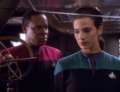 Dax gibt gegenüber Sisko die Affäre mit Enina Tandro zu.jpg
