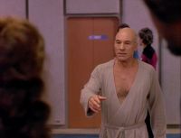 Picard im Bademantel.jpg