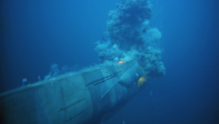 Unterseeboot explodiert.jpg