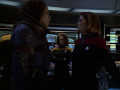 Janeway und Fesek streiten.jpg