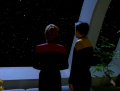 Janeway und Kim sinnieren über längst vergangene Zeiten.jpg