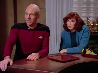 Picard und Crusher auf Aldea.jpg