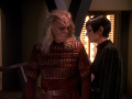 Arctus Baran und Tallera stimmen Picards Plan zu.jpg