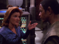 Janeway kann sich nicht an Tuvok erinnern.jpg