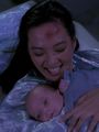 Keiko und Molly O'Brien nach der Geburt.jpg