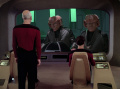 Ferengi verlangen Picards Kapitulation.jpg