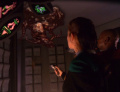 Sisko und Dax entdecken Wechselbalg.jpg