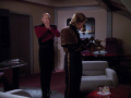 Picard sorgt sich um seinen Sextanten.jpg